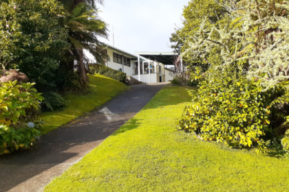 Kiwi house sitter and farm sitter. Available throughout New Zealand.